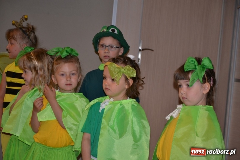 Zdjęcie w galerii na portalu naszraciborz.pl: XXVI Międzynarodowy Przegląd Teatrzyków Przedszkolnych w Tworkowie - dzień drugi  wiadomości z regionu