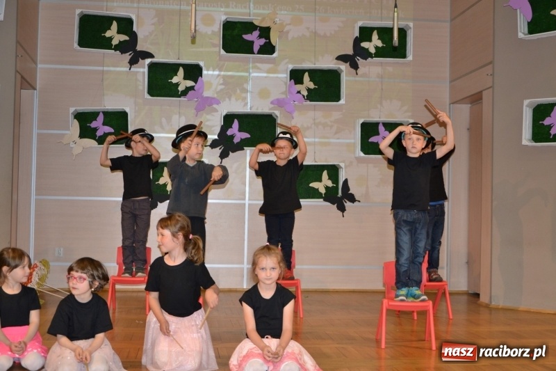 Zdjęcie w galerii na portalu naszraciborz.pl: XXVI Międzynarodowy Przegląd Teatrzyków Przedszkolnych w Tworkowie - dzień drugi  wiadomości z regionu