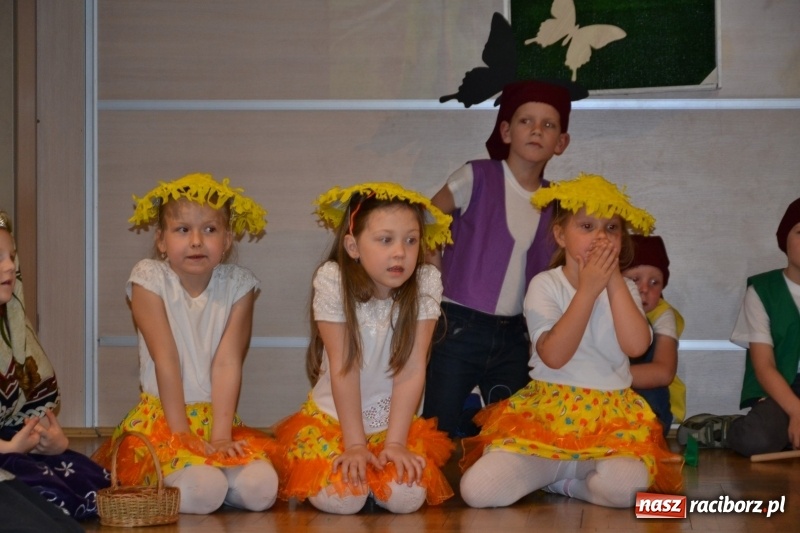 Zdjęcie w galerii na portalu naszraciborz.pl: XXVI Międzynarodowy Przegląd Teatrzyków Przedszkolnych w Tworkowie - dzień drugi  wiadomości z regionu