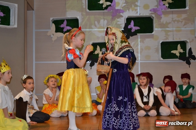 Zdjęcie w galerii na portalu naszraciborz.pl: XXVI Międzynarodowy Przegląd Teatrzyków Przedszkolnych w Tworkowie - dzień drugi  wiadomości z regionu