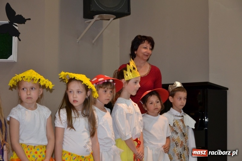 Zdjęcie w galerii na portalu naszraciborz.pl: XXVI Międzynarodowy Przegląd Teatrzyków Przedszkolnych w Tworkowie - dzień drugi  wiadomości z regionu