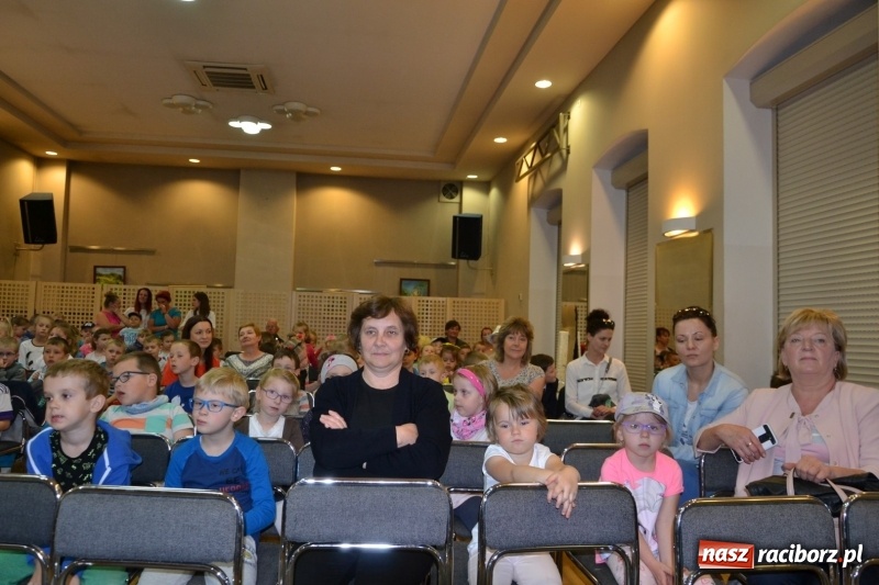Zdjęcie w galerii na portalu naszraciborz.pl: XXVI Międzynarodowy Przegląd Teatrzyków Przedszkolnych w Tworkowie - dzień drugi  wiadomości z regionu