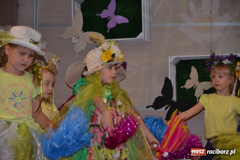 Zdjęcie w galerii na portalu naszraciborz.pl: XXVI Międzynarodowy Przegląd Teatrzyków Przedszkolnych w Tworkowie - dzień drugi  wiadomości z regionu