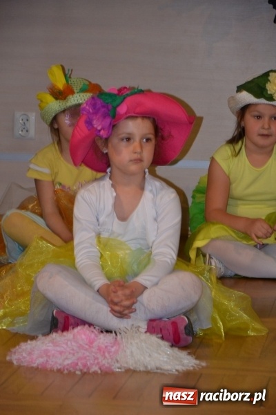 Zdjęcie w galerii na portalu naszraciborz.pl: XXVI Międzynarodowy Przegląd Teatrzyków Przedszkolnych w Tworkowie - dzień drugi  wiadomości z regionu