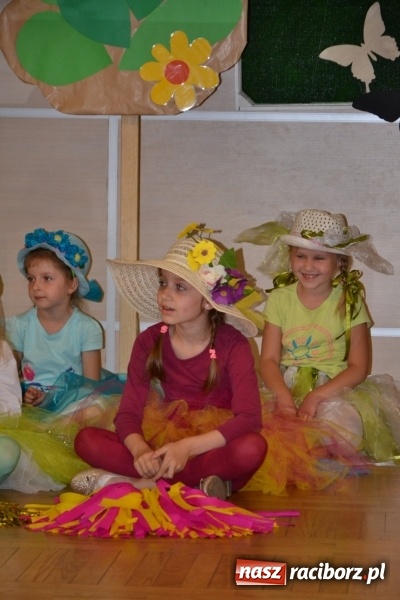 Zdjęcie w galerii na portalu naszraciborz.pl: XXVI Międzynarodowy Przegląd Teatrzyków Przedszkolnych w Tworkowie - dzień drugi  wiadomości z regionu