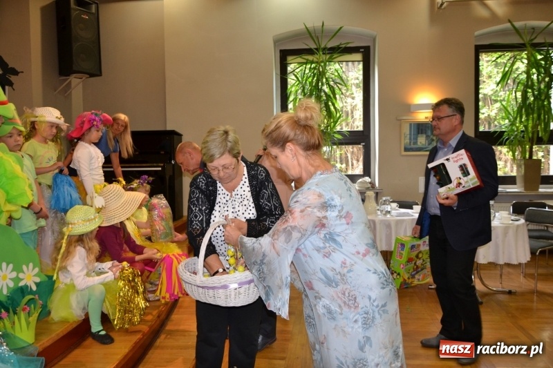 Zdjęcie w galerii na portalu naszraciborz.pl: XXVI Międzynarodowy Przegląd Teatrzyków Przedszkolnych w Tworkowie - dzień drugi  wiadomości z regionu