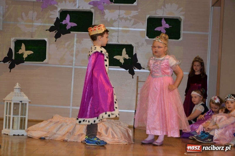 Zdjęcie w galerii na portalu naszraciborz.pl: XXVI Międzynarodowy Przegląd Teatrzyków Przedszkolnych w Tworkowie - dzień drugi  wiadomości z regionu