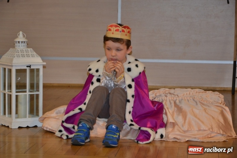 Zdjęcie w galerii na portalu naszraciborz.pl: XXVI Międzynarodowy Przegląd Teatrzyków Przedszkolnych w Tworkowie - dzień drugi  wiadomości z regionu