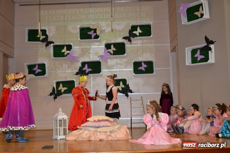 Zdjęcie w galerii na portalu naszraciborz.pl: XXVI Międzynarodowy Przegląd Teatrzyków Przedszkolnych w Tworkowie - dzień drugi  wiadomości z regionu