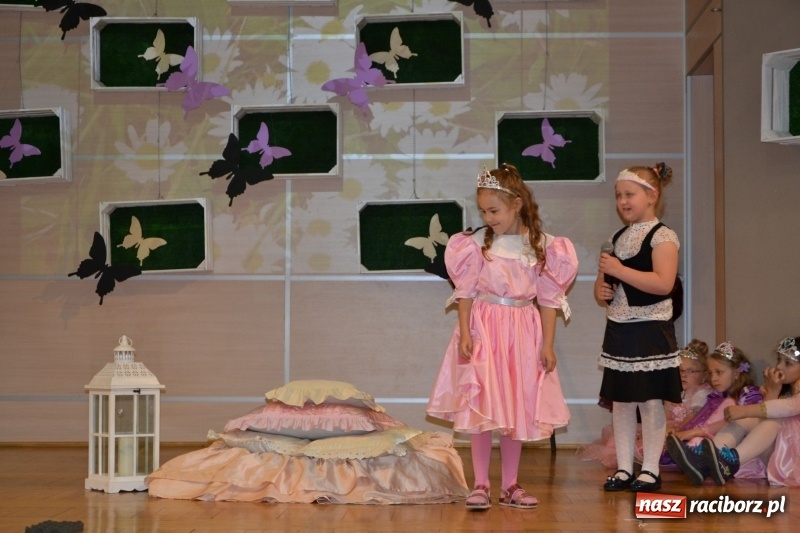 Zdjęcie w galerii na portalu naszraciborz.pl: XXVI Międzynarodowy Przegląd Teatrzyków Przedszkolnych w Tworkowie - dzień drugi  wiadomości z regionu