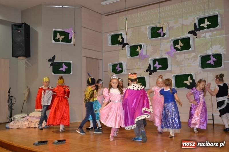 Zdjęcie w galerii na portalu naszraciborz.pl: XXVI Międzynarodowy Przegląd Teatrzyków Przedszkolnych w Tworkowie - dzień drugi  wiadomości z regionu