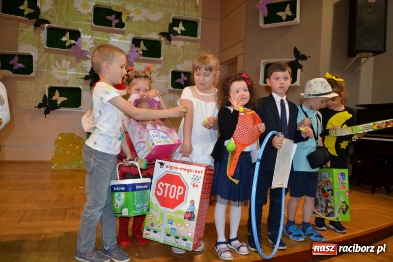 Zdjęcie w galerii na portalu naszraciborz.pl: XXVI Międzynarodowy Przegląd Teatrzyków Przedszkolnych w Tworkowie - dzień drugi  wiadomości z regionu