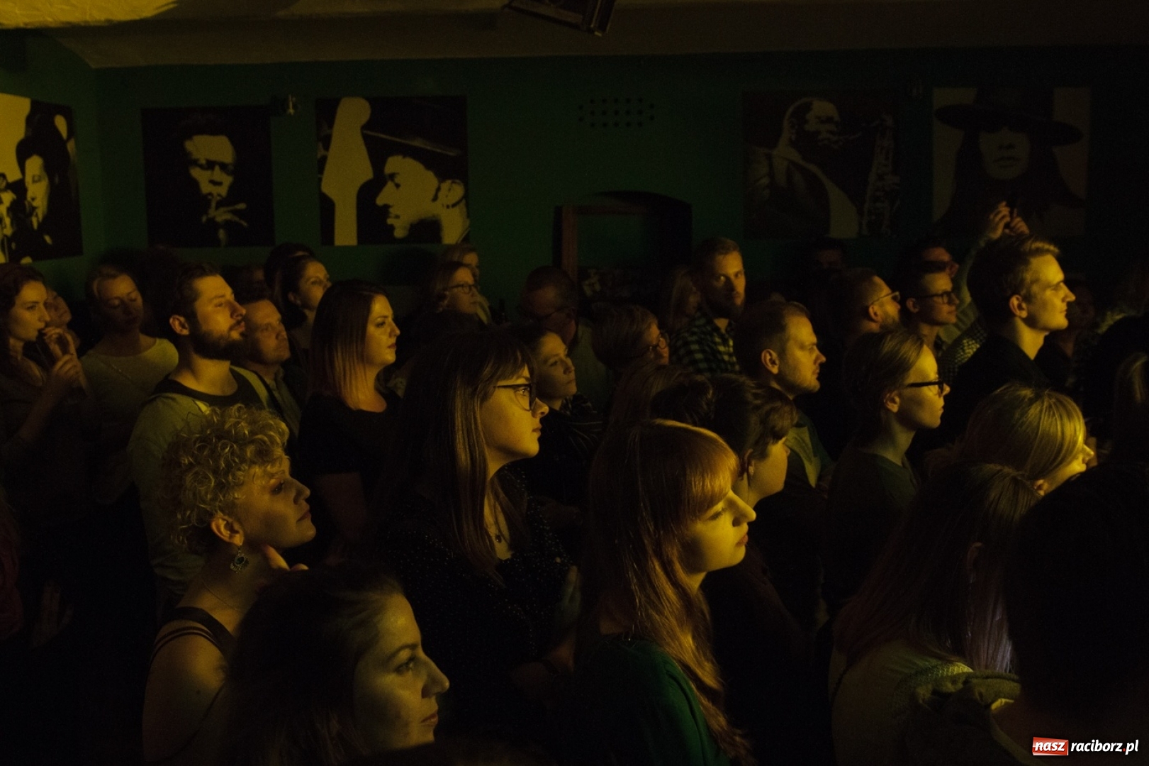 Zdjęcie w galerii na portalu naszraciborz.pl: Natalia Przybysz wystąpiła na Końcu Świata wiadomości z regionu