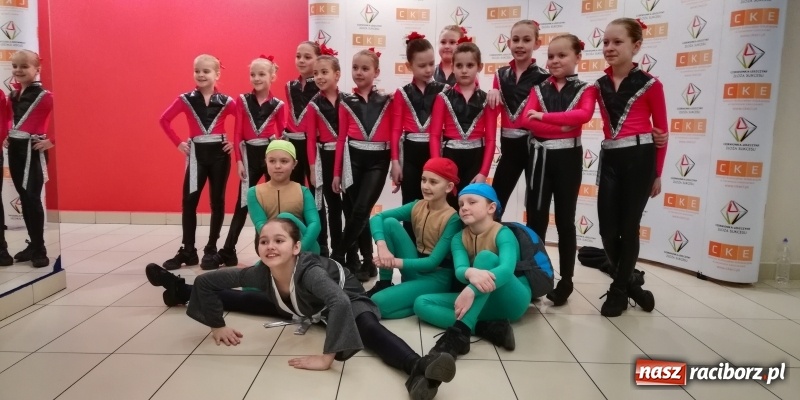 Zdjęcie w galerii na portalu naszraciborz.pl: Roztańczona wiosna stowarzyszenia Źródło  wiadomości z regionu