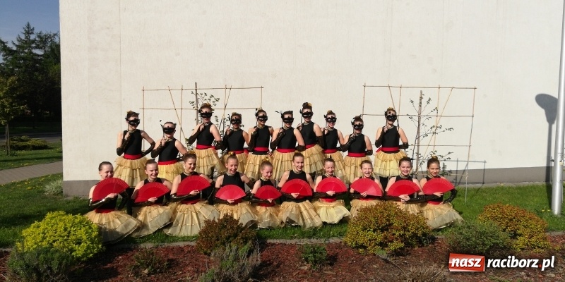 Zdjęcie w galerii na portalu naszraciborz.pl: Roztańczona wiosna stowarzyszenia Źródło  wiadomości z regionu