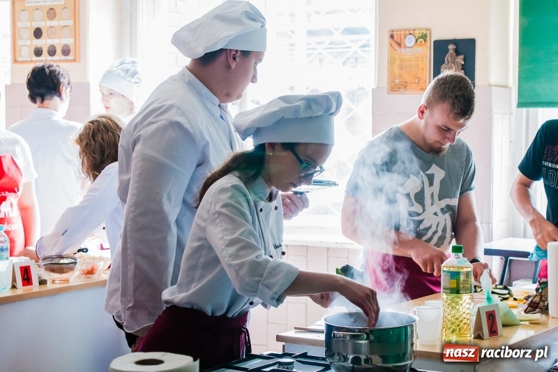 Zdjęcie w galerii na portalu naszraciborz.pl: Kuchnia sycylijska zagościła w Gastronomiku wiadomości z regionu