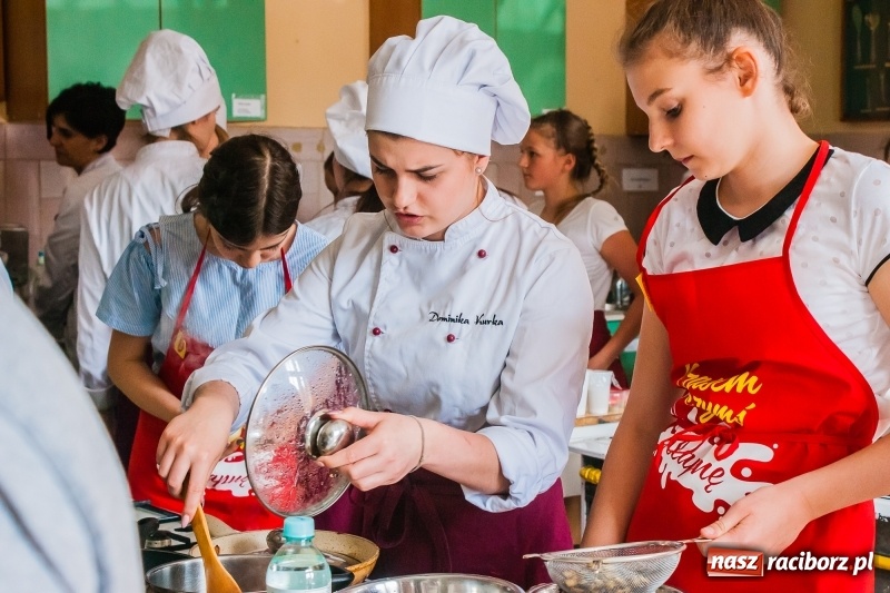 Zdjęcie w galerii na portalu naszraciborz.pl: Kuchnia sycylijska zagościła w Gastronomiku wiadomości z regionu