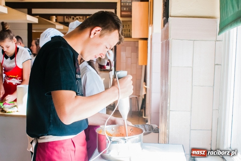 Zdjęcie w galerii na portalu naszraciborz.pl: Kuchnia sycylijska zagościła w Gastronomiku wiadomości z regionu