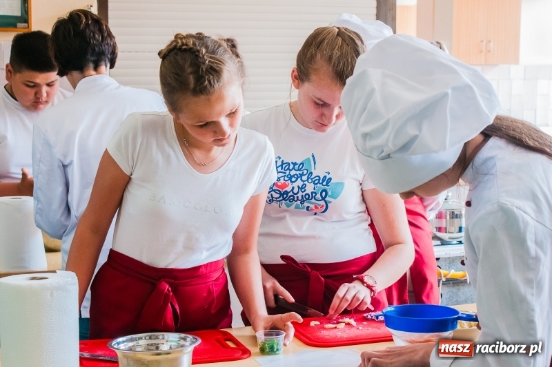 Zdjęcie w galerii na portalu naszraciborz.pl: Kuchnia sycylijska zagościła w Gastronomiku wiadomości z regionu