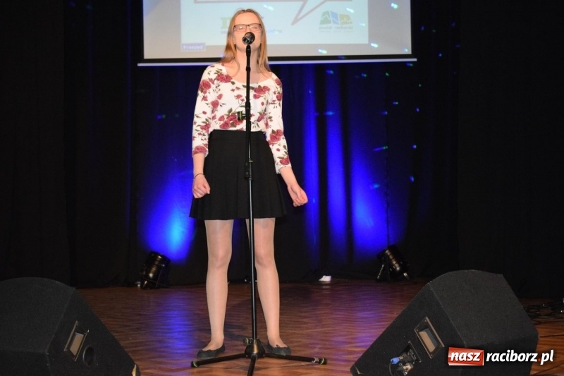 Zdjęcie w galerii na portalu naszraciborz.pl: Znamy laureatów Konkursu Piosenki w ramach XI PFTA  wiadomości z regionu