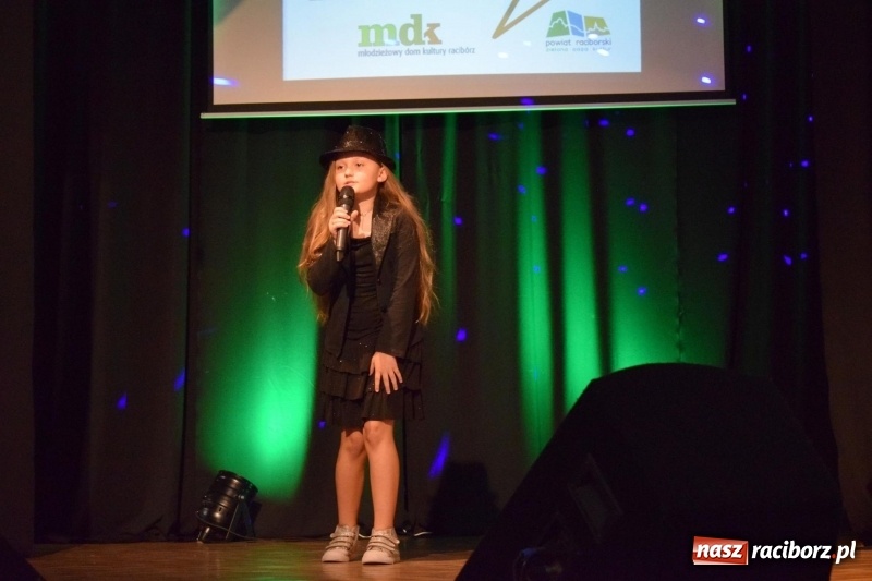 Zdjęcie w galerii na portalu naszraciborz.pl: Znamy laureatów Konkursu Piosenki w ramach XI PFTA  wiadomości z regionu