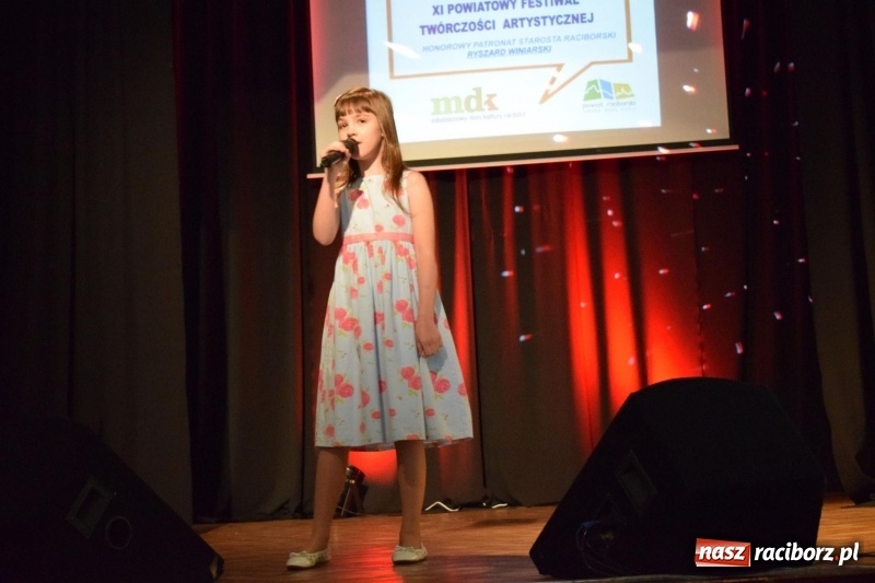 Zdjęcie w galerii na portalu naszraciborz.pl: Znamy laureatów Konkursu Piosenki w ramach XI PFTA  wiadomości z regionu