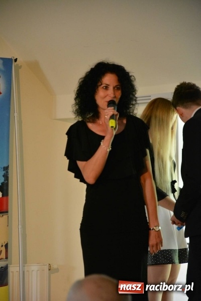 Zdjęcie w galerii na portalu naszraciborz.pl: Kasprowicz żegnał maturzystów na zamku wiadomości z regionu