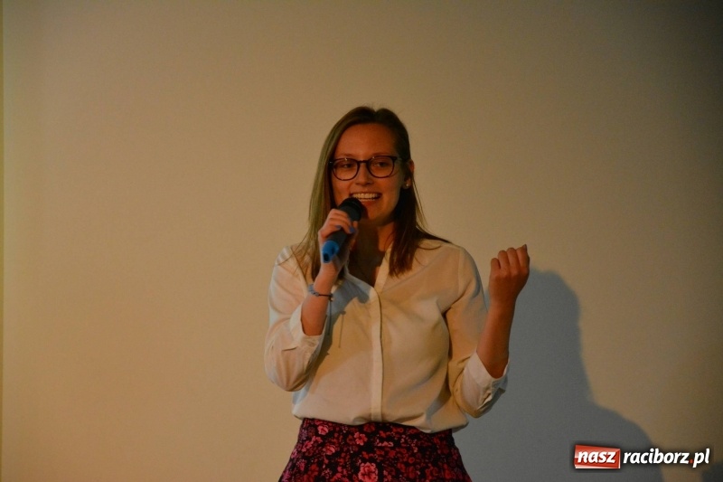 Zdjęcie w galerii na portalu naszraciborz.pl: Kasprowicz żegnał maturzystów na zamku wiadomości z regionu