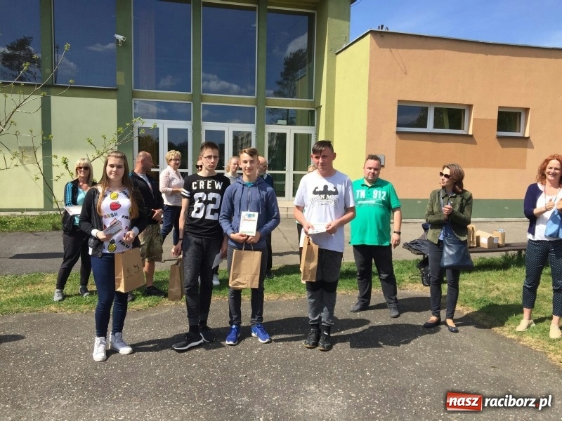 Zdjęcie w galerii na portalu naszraciborz.pl: Kuźniańsko - Odersky sportowy piknik wiadomości z regionu