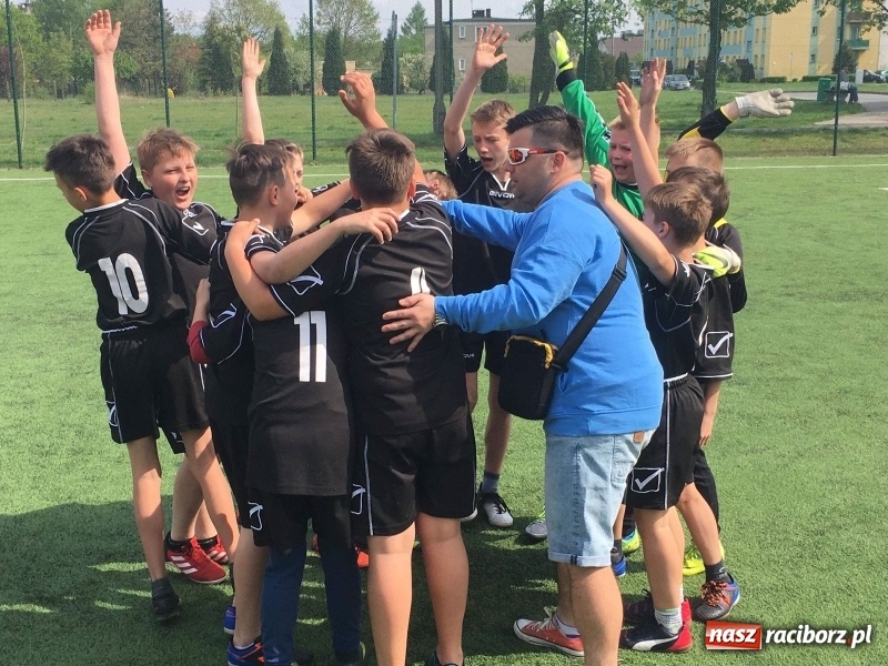 Zdjęcie w galerii na portalu naszraciborz.pl: Kuźniańsko - Odersky sportowy piknik wiadomości z regionu