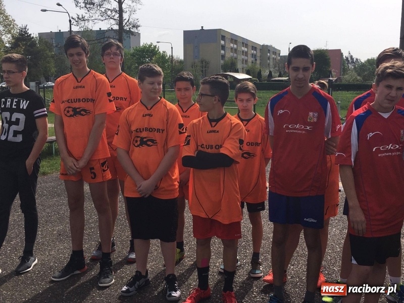 Zdjęcie w galerii na portalu naszraciborz.pl: Kuźniańsko - Odersky sportowy piknik wiadomości z regionu