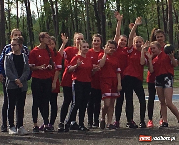 Zdjęcie w galerii na portalu naszraciborz.pl: Kuźniańsko - Odersky sportowy piknik wiadomości z regionu