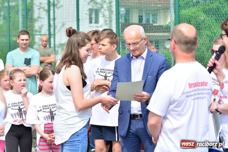 Zdjęcie w galerii na portalu naszraciborz.pl: Rozbiegane Krzanowice. V Bieg Profilaktyczny  wiadomości z regionu