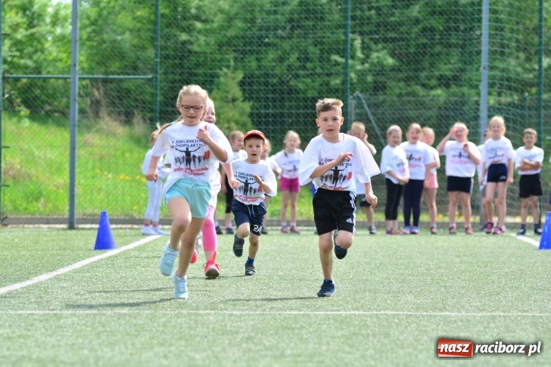 Zdjęcie w galerii na portalu naszraciborz.pl: Rozbiegane Krzanowice. V Bieg Profilaktyczny  wiadomości z regionu