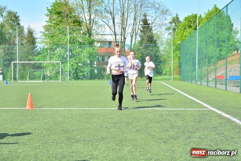 Zdjęcie w galerii na portalu naszraciborz.pl: Rozbiegane Krzanowice. V Bieg Profilaktyczny  wiadomości z regionu