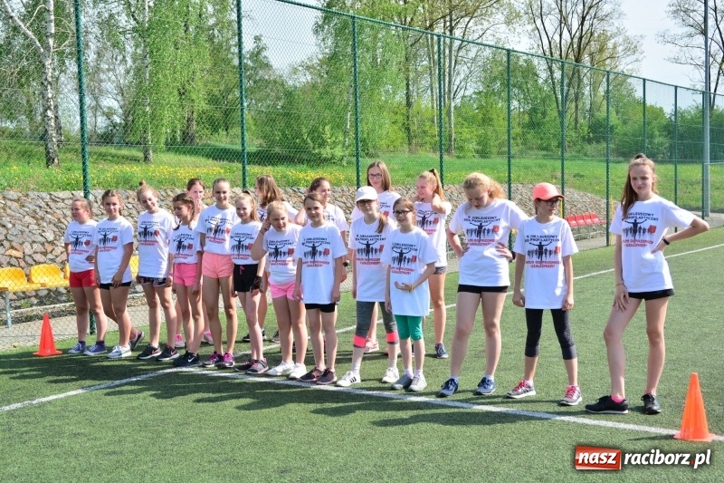 Zdjęcie w galerii na portalu naszraciborz.pl: Rozbiegane Krzanowice. V Bieg Profilaktyczny  wiadomości z regionu