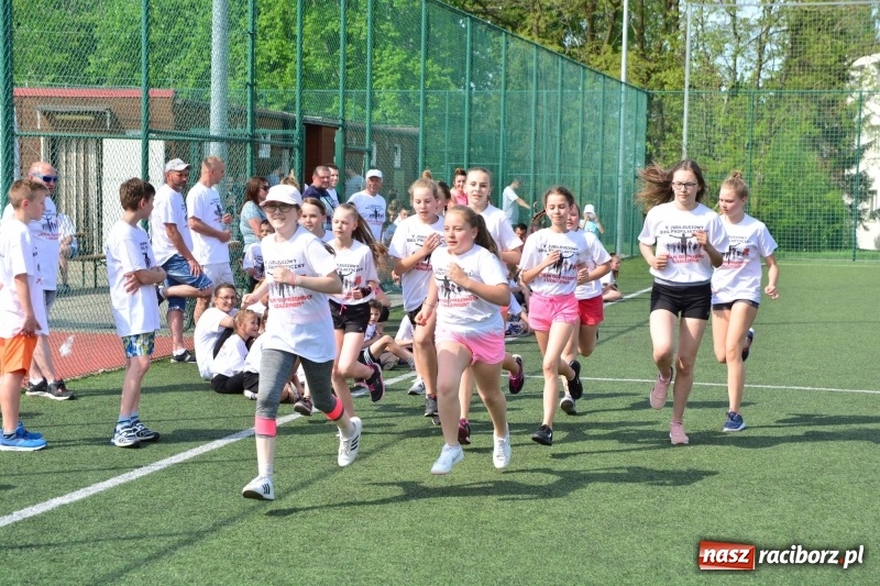 Zdjęcie w galerii na portalu naszraciborz.pl: Rozbiegane Krzanowice. V Bieg Profilaktyczny  wiadomości z regionu
