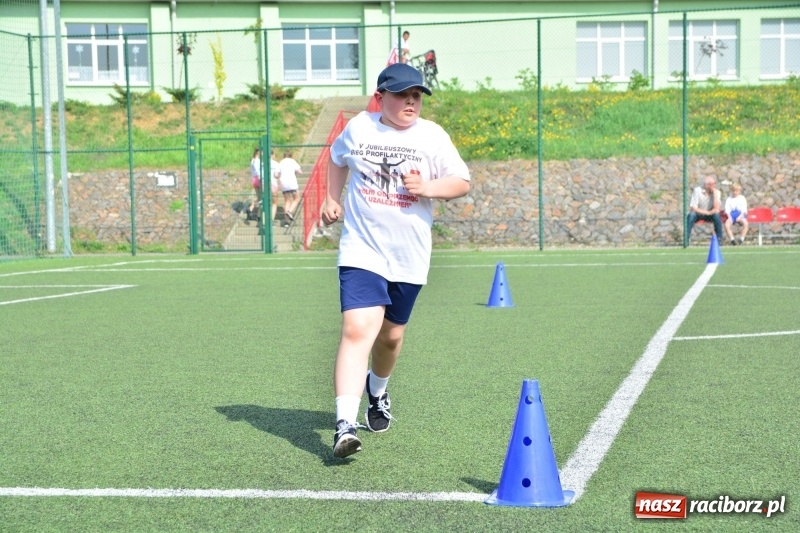Zdjęcie w galerii na portalu naszraciborz.pl: Rozbiegane Krzanowice. V Bieg Profilaktyczny  wiadomości z regionu