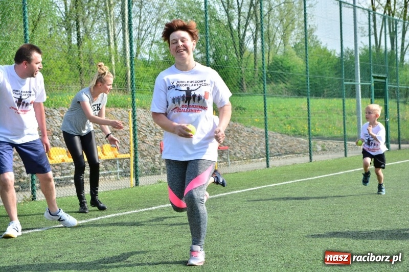 Zdjęcie w galerii na portalu naszraciborz.pl: Rozbiegane Krzanowice. V Bieg Profilaktyczny  wiadomości z regionu