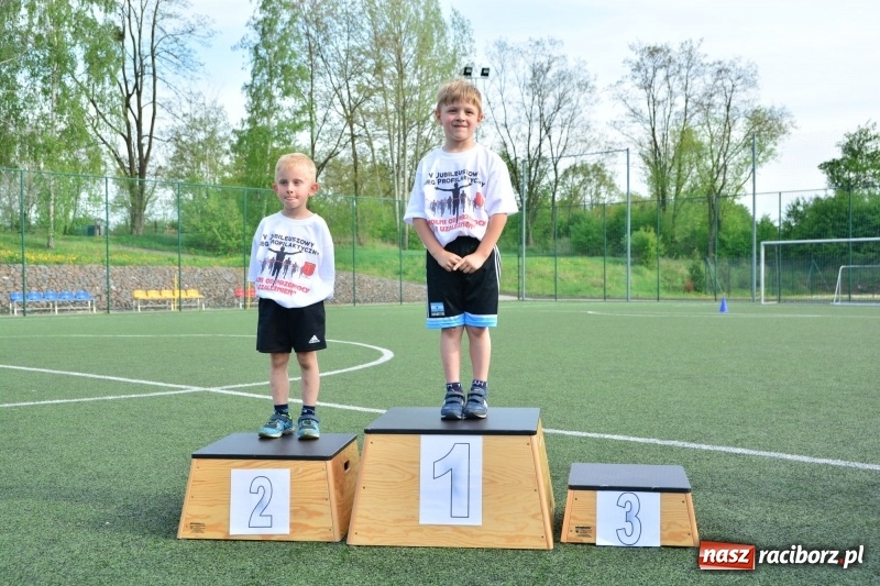 Zdjęcie w galerii na portalu naszraciborz.pl: Rozbiegane Krzanowice. V Bieg Profilaktyczny  wiadomości z regionu