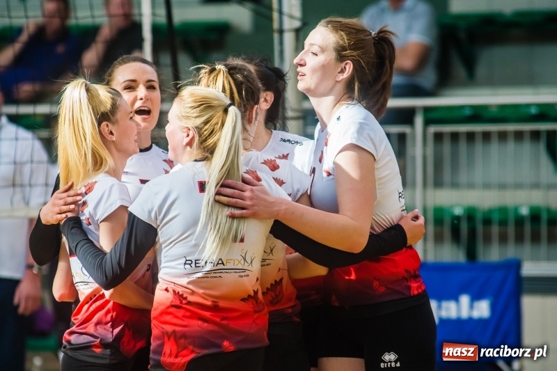 Zdjęcie w galerii na portalu naszraciborz.pl: XXI sezon JP Telebim RLPS za nami. Leśna Perła obroniła trofeum wiadomości z regionu