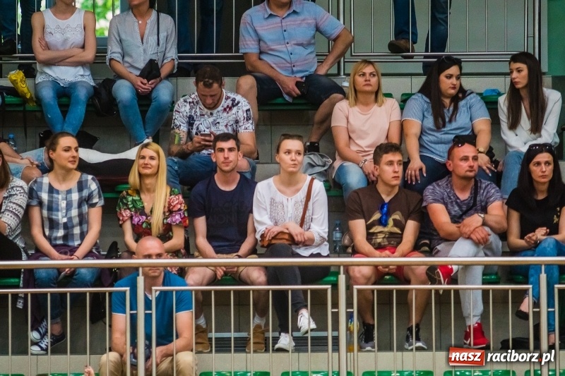 Zdjęcie w galerii na portalu naszraciborz.pl: XXI sezon JP Telebim RLPS za nami. Leśna Perła obroniła trofeum wiadomości z regionu