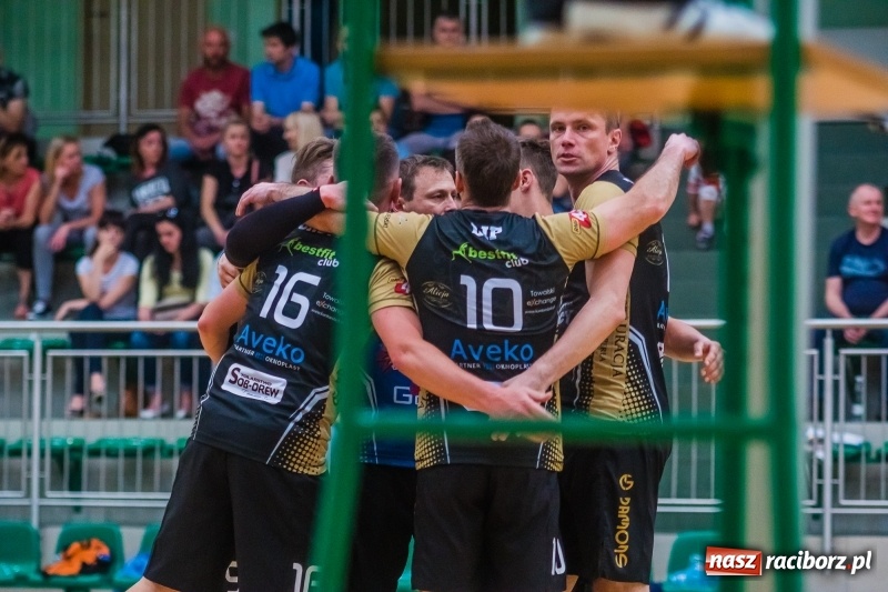 Zdjęcie w galerii na portalu naszraciborz.pl: XXI sezon JP Telebim RLPS za nami. Leśna Perła obroniła trofeum wiadomości z regionu