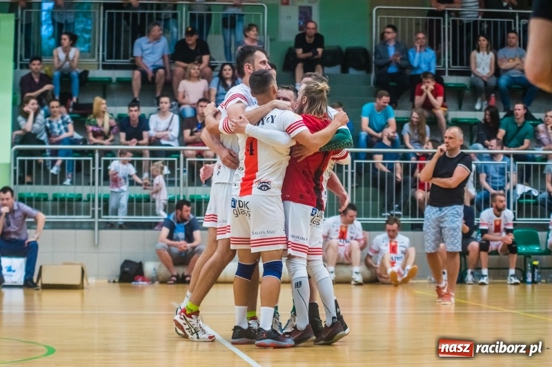 Zdjęcie w galerii na portalu naszraciborz.pl: XXI sezon JP Telebim RLPS za nami. Leśna Perła obroniła trofeum wiadomości z regionu