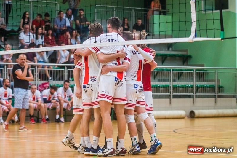 Zdjęcie w galerii na portalu naszraciborz.pl: XXI sezon JP Telebim RLPS za nami. Leśna Perła obroniła trofeum wiadomości z regionu