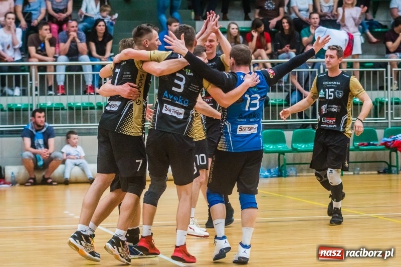 Zdjęcie w galerii na portalu naszraciborz.pl: XXI sezon JP Telebim RLPS za nami. Leśna Perła obroniła trofeum wiadomości z regionu