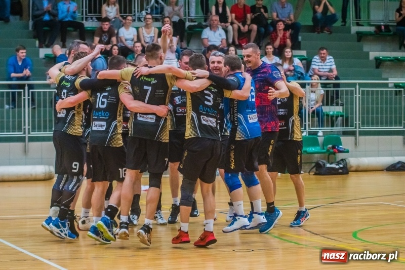 Zdjęcie w galerii na portalu naszraciborz.pl: XXI sezon JP Telebim RLPS za nami. Leśna Perła obroniła trofeum wiadomości z regionu