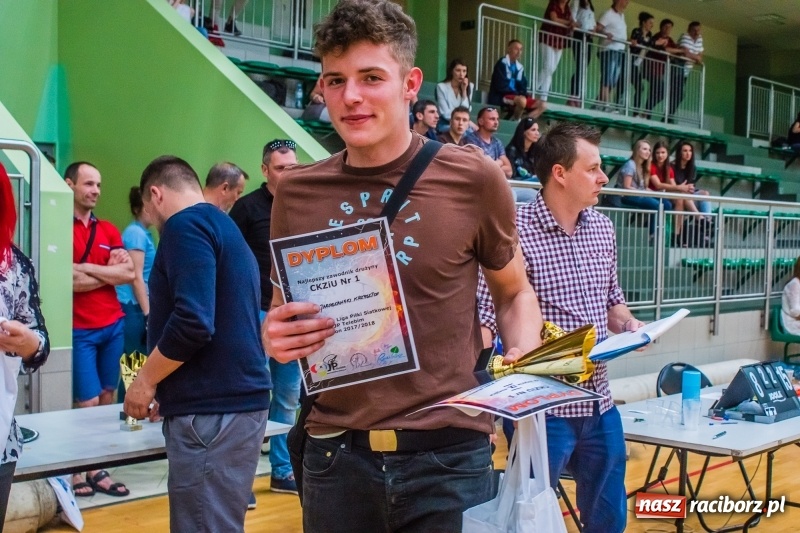 Zdjęcie w galerii na portalu naszraciborz.pl: XXI sezon JP Telebim RLPS za nami. Leśna Perła obroniła trofeum wiadomości z regionu