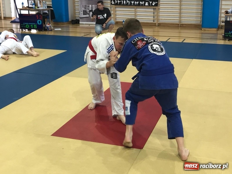 Zdjęcie w galerii na portalu naszraciborz.pl: Łamatorzy na podium w Katowicach wiadomości z regionu