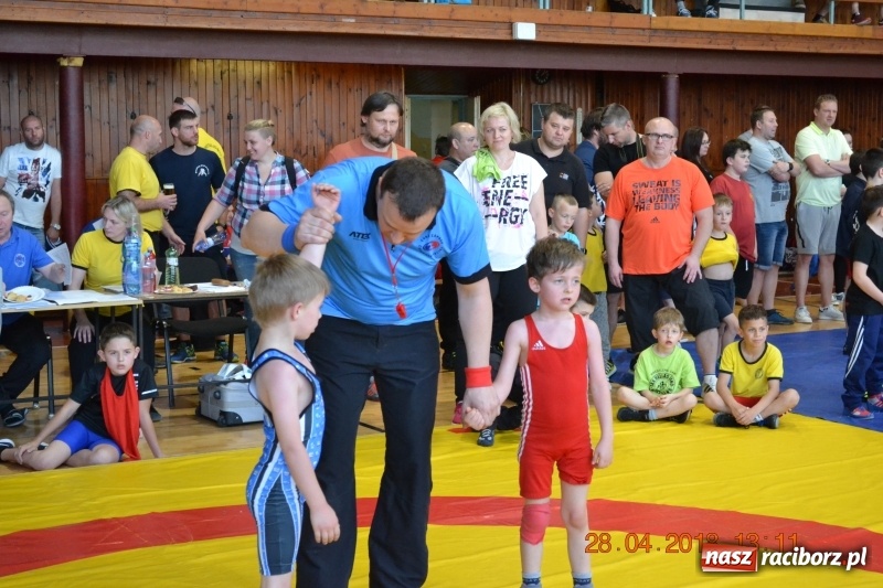 Zdjęcie w galerii na portalu naszraciborz.pl: Medale zawodników Unii Racibórz na zawodach w Krnowie wiadomości z regionu